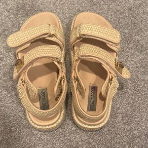 ⭐️Steve Madden BIGMONA NATURAL